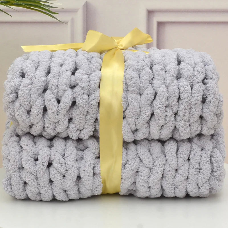 Luxurious Hand-Knitted Chenille Blanket - Cozy Coarse Wool Woven Throw for Home and Travel
