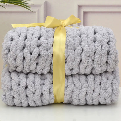 Luxurious Hand-Knitted Chenille Blanket - Cozy Coarse Wool Woven Throw for Home and Travel