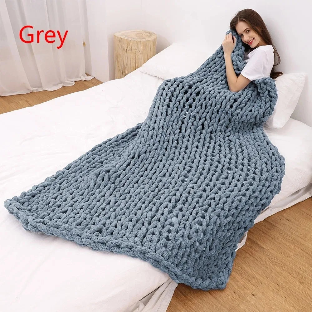 Luxurious Hand-Knitted Chenille Blanket - Cozy Coarse Wool Woven Throw for Home and Travel