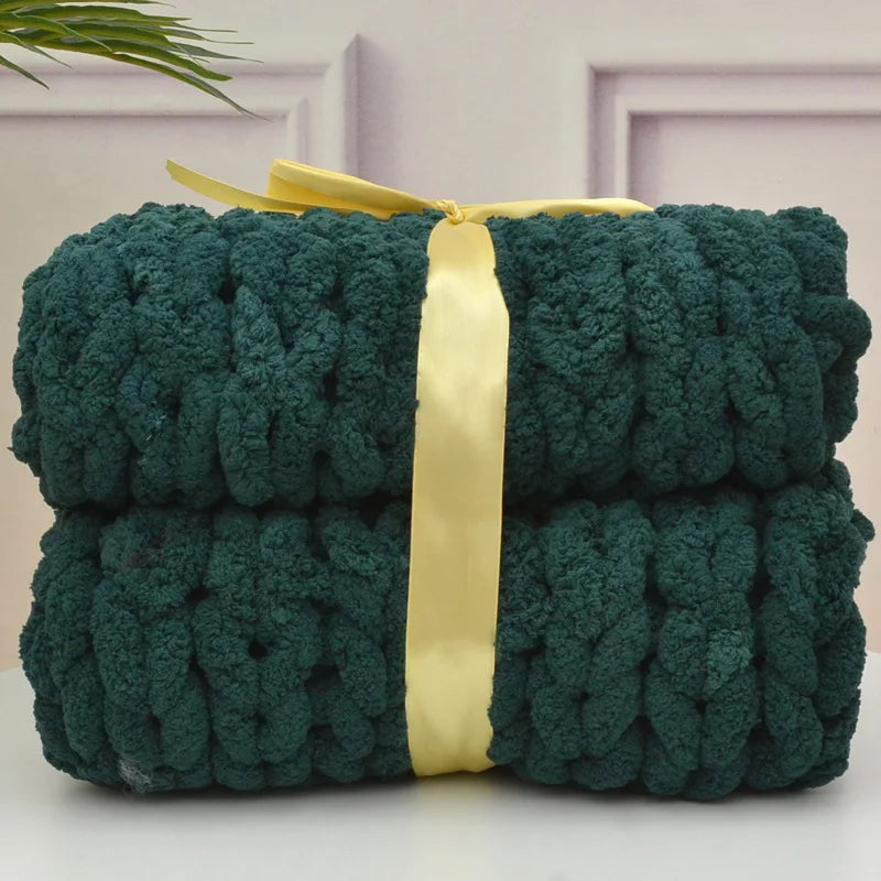 Luxurious Hand-Knitted Chenille Blanket - Cozy Coarse Wool Woven Throw for Home and Travel